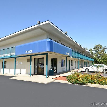 Americas Best Value Inn Battle Creek Exterior photo